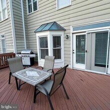 1814 Dawson St in Vienna, VA - Building Photo - Building Photo