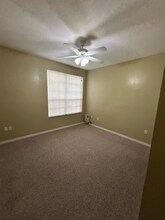 9558 Lake Chase Island Way in Tampa, FL - Building Photo - Building Photo