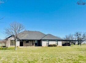 153 Kinta Trail in Wichita Falls, TX - Building Photo