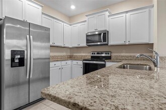 5260 Sunshine Dr in Wildwood, FL - Building Photo - Building Photo