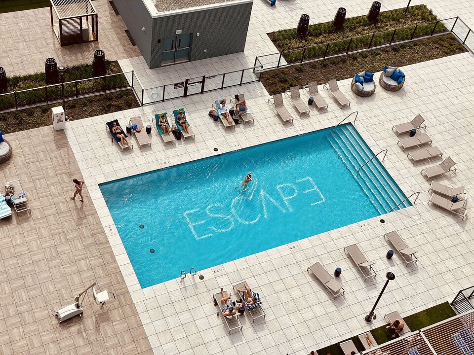 Escape in Stamford, CT - Foto de edificio
