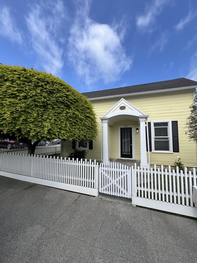 property at 557 Washington St
