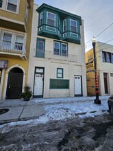 2312 Arctic Ave in Atlantic City, NJ - Foto de edificio - Building Photo