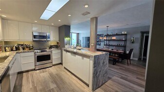 5825 Collins Ave in Miami Beach, FL - Building Photo