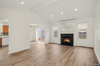 21864 Laurel St in Clinton Township, MI - Building Photo - Building Photo