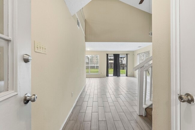 16623 Red Gully Dr in Sugar Land, TX - Building Photo - Building Photo