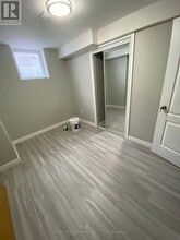 3 Gibbs Rd in Brampton, ON - Building Photo - Building Photo