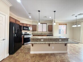 116 Augusta Course Ave in Las Vegas, NV - Building Photo - Building Photo