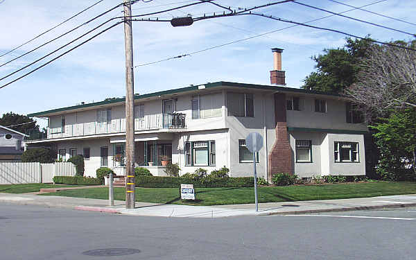 195 E Bellevue Ave in San Mateo, CA - Foto de edificio - Building Photo