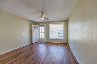 Charming 3 Bed 1 Bath Home in Alamogordo, NM - Building Photo - Building Photo