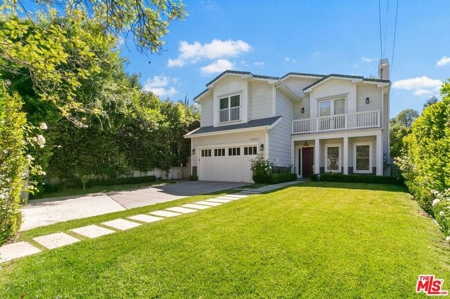 14917 Valley Vista Blvd in Los Angeles, CA - Building Photo - Building Photo