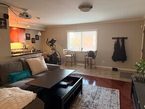 155 Virginia Ave, Unit 204 in Lexington, KY - Building Photo - Building Photo