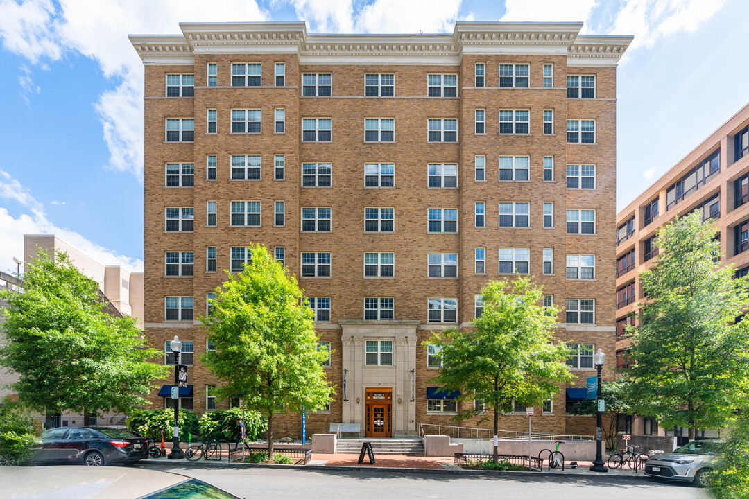 The West End in Washington, DC - Building Photo