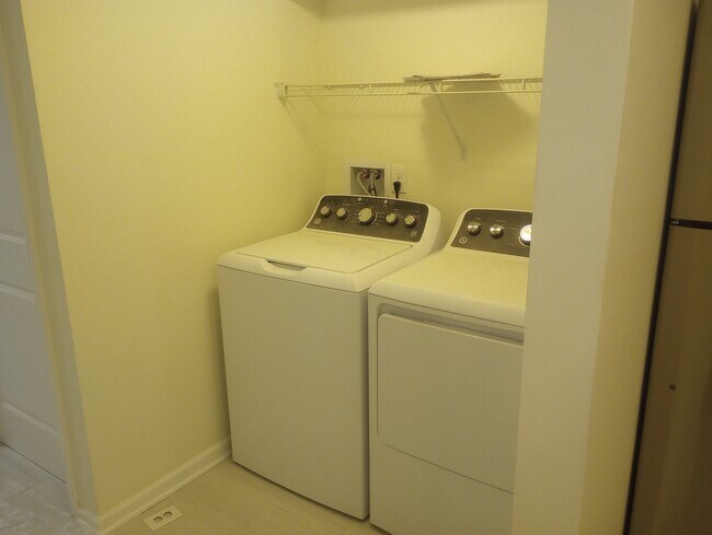 209 E 3rd St, Unit My rental in Blades, DE - Building Photo - Building Photo