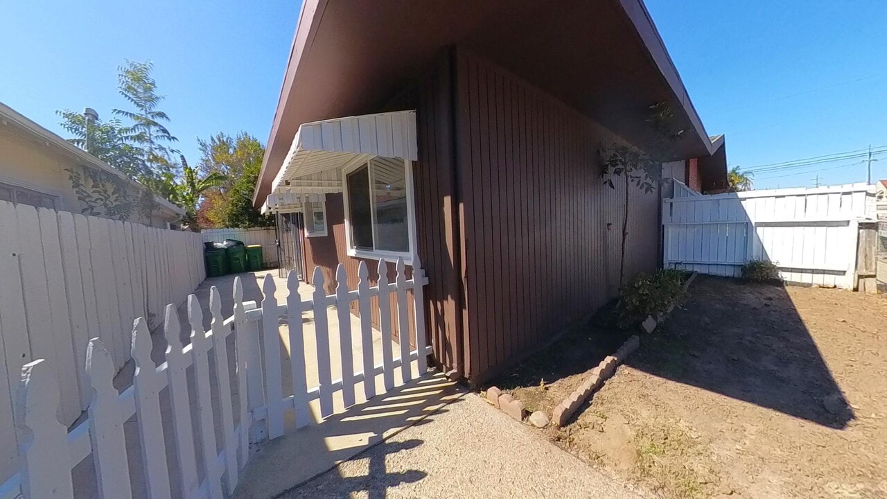 3535 N San Joaquin St in Stockton, CA - Building Photo