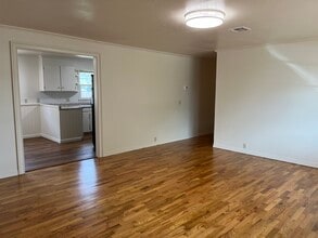 607 E Oklahoma Ave in Weatherford, OK - Building Photo - Building Photo