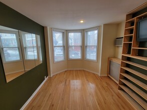 312 72nd St in North Bergen, NJ - Foto de edificio - Building Photo