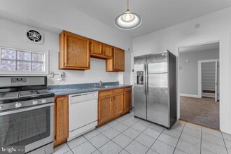 2818 Mayfield Ave in Baltimore, MD - Building Photo - Building Photo