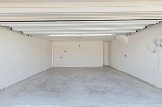 1032 Sleepy Owl Ln in Fort Worth, TX - Building Photo - Building Photo