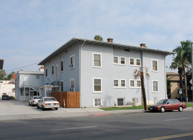 3414 6th St in Riverside, CA - Building Photo - Building Photo