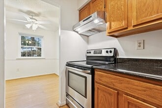 3003 Valley Dr in West Chester, PA - Building Photo - Building Photo