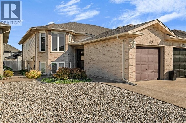 852 Michael Dr in Tecumseh, ON - Building Photo - Building Photo