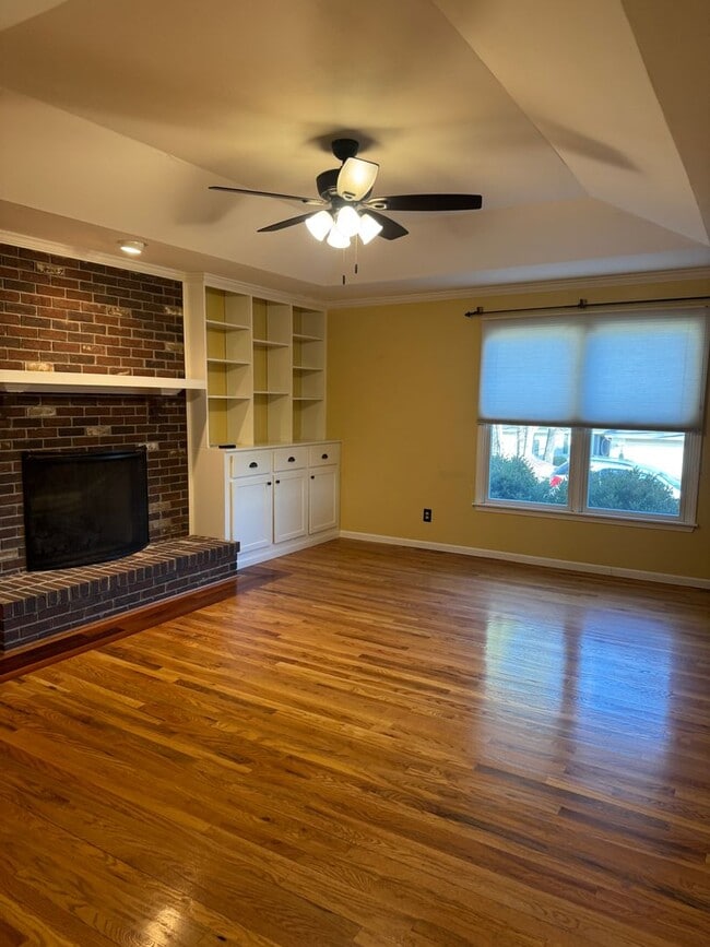 2513 Hillshire Dr in Columbia, MO - Building Photo - Building Photo