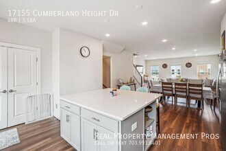 17155 Cumberland Height Dr in Dumfries, VA - Building Photo - Building Photo