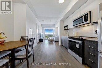 202 Burnhamthorpe Rd E in Mississauga, ON - Building Photo - Building Photo