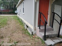 916 NW 2nd St photo'