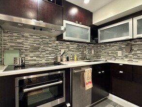 124 Beacon St in Boston, MA - Building Photo - Building Photo