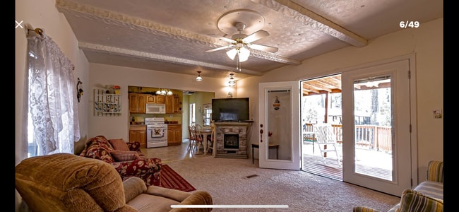 property at 101 Sandstone Pl