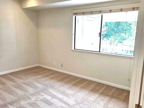 5395 Cribari Crest in San Jose, CA - Building Photo - Building Photo