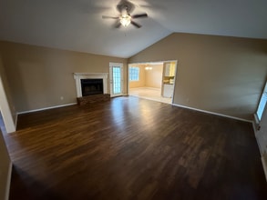 305 Preston Dr in Russellville, AR - Building Photo - Building Photo