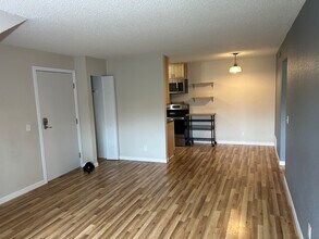 3250 O'Neal Cir, Unit Unit H-31 in Boulder, CO - Building Photo - Building Photo