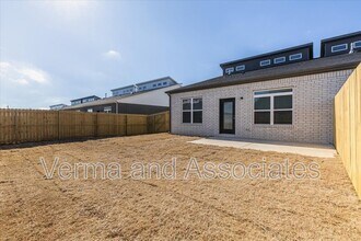 717 Sun Meadow Dr in Centerton, AR - Building Photo - Building Photo