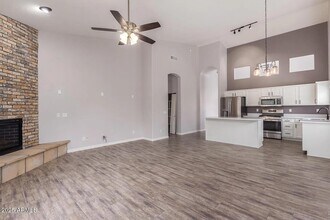 7037 E Regina St in Mesa, AZ - Building Photo - Building Photo