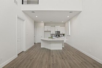 4550 Cinema St in Plano, TX - Building Photo - Building Photo