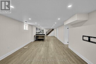 1690 Durham Regional Hwy 2 in Courtice, ON - Building Photo - Building Photo