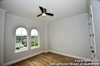 24418 Canyon Row in San Antonio, TX - Foto de edificio - Building Photo