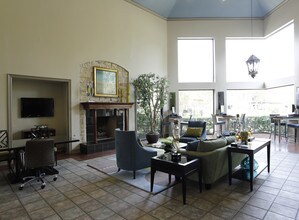 The Pearl on Frankford in Dallas, TX - Building Photo - Interior Photo