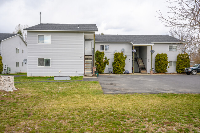 114 W South Ave in Deer Park, WA - Building Photo - Building Photo