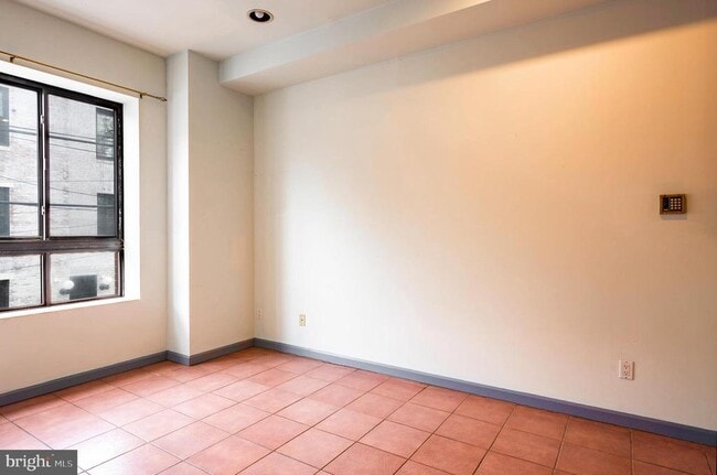 763 S 8th St in Philadelphia, PA - Building Photo - Building Photo