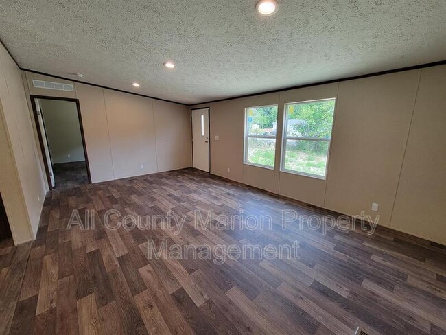 11392 NW 16th Pl in Ocala, FL - Building Photo - Building Photo