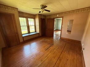 347 S Cedar St in Dresden, TN - Building Photo - Building Photo