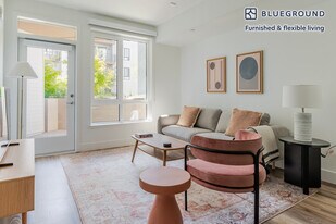 85 Cleaveland Rd, Unit FL1-ID1905 in Pleasant Hill, CA - Building Photo