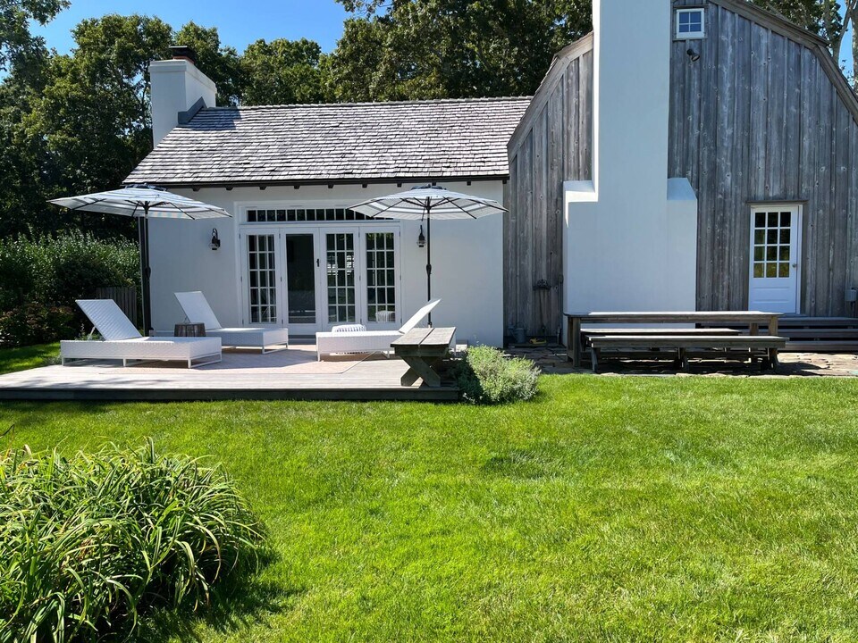 3 Fairfield Ln in Sag Harbor, NY - Building Photo