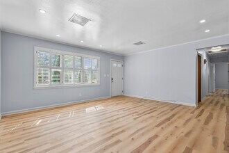 37 Tarinelli Cir in Bridgeport, CT - Building Photo - Building Photo