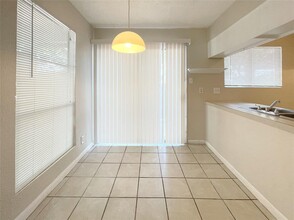 2809 Parker Ln in Austin, TX - Building Photo - Building Photo