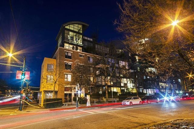 1485 W 6th Ave in Vancouver, BC - Building Photo